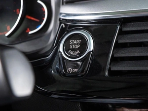 Седан BMW 5 серия 2018 года, 3000000 рублей, Волгоград