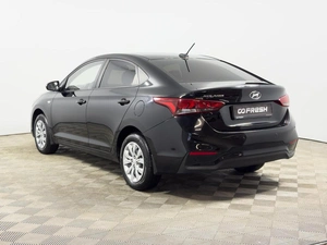 Седан Hyundai Solaris 2017 года, 1198100 рублей, Казань
