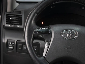 Седан Toyota Camry 2010 года, 1690000 рублей, Омск