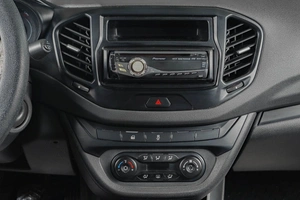 Седан ВАЗ (LADA) Vesta 2016 года, 689000 рублей, Тюмень