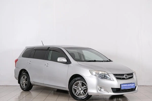 Универсал Toyota Corolla Fielder 2010 года, 899000 рублей, Красноярск