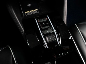 Внедорожник Honda e:NS1 2022 года, 2449000 рублей, Тюмень