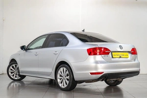 Седан Volkswagen Jetta 2013 года, 1179000 рублей, Челябинск