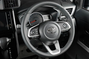 Минивэн Toyota Roomy 2021 года, 1239000 рублей, Тюмень