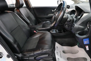 Хетчбэк Honda Fit 2011 года, 969000 рублей, Омск