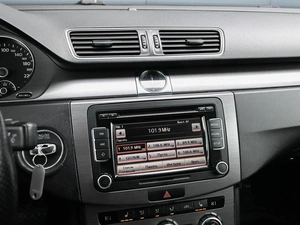 Седан Volkswagen Passat 2012 года, 999000 рублей, Кирилловка