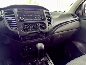 Пикап Mitsubishi L200 2017 года, 1920000 рублей, Кострома