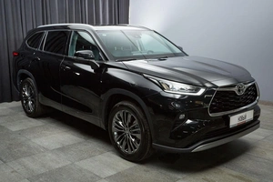 Внедорожник Toyota Highlander 2025 года, 5200000 рублей, Красноярск