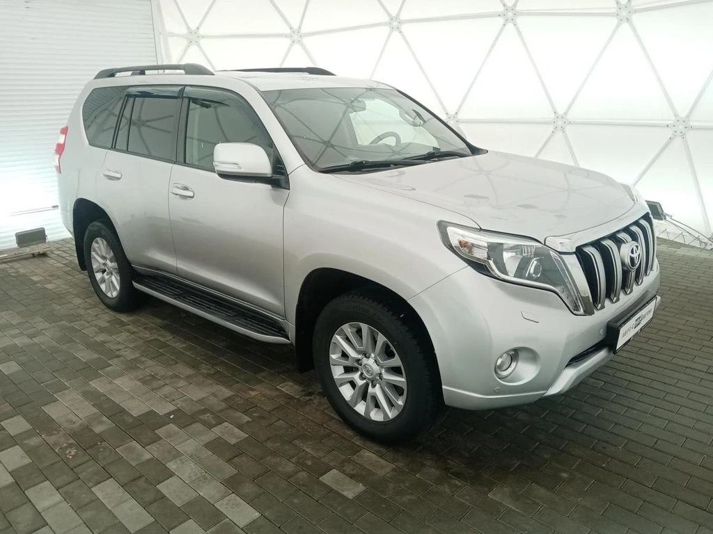 Внедорожник Toyota Land Cruiser 2016 года, 3450000 рублей, Клинцы