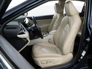 Седан Toyota Camry 2018 года, 2834444 рублей, Москва
