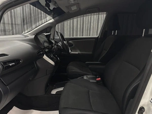 Минивэн Toyota Wish 2010 года, 1259000 рублей, Красноярск
