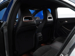 Седан Mercedes-benz CLA-класс 2015 года, 2149077 рублей, Москва