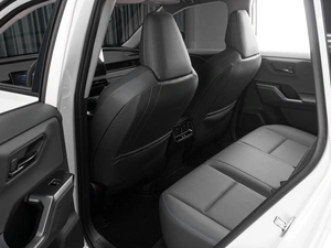 Внедорожник Toyota RAV4 2026 года, 4999000 рублей, Тюмень