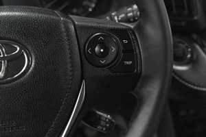 Внедорожник Toyota RAV4 2015 года, 2379000 рублей, Новокузнецк