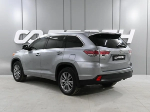 Внедорожник Toyota Highlander 2014 года, 2979000 рублей, Аксай