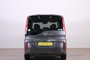 Минивэн Honda Stepwgn 2015 года, 1759000 рублей, Омск