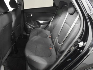 Седан Kia Rio 2017 года, 749100 рублей, Казань