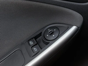 Седан Ford Focus 2013 года, 1095000 рублей, Орёл