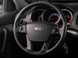 Внедорожник Kia Sorento 2012 года, 1299000 рублей, Тюмень