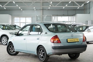 Седан Toyota Prius 1999 года, 389000 рублей, Омск