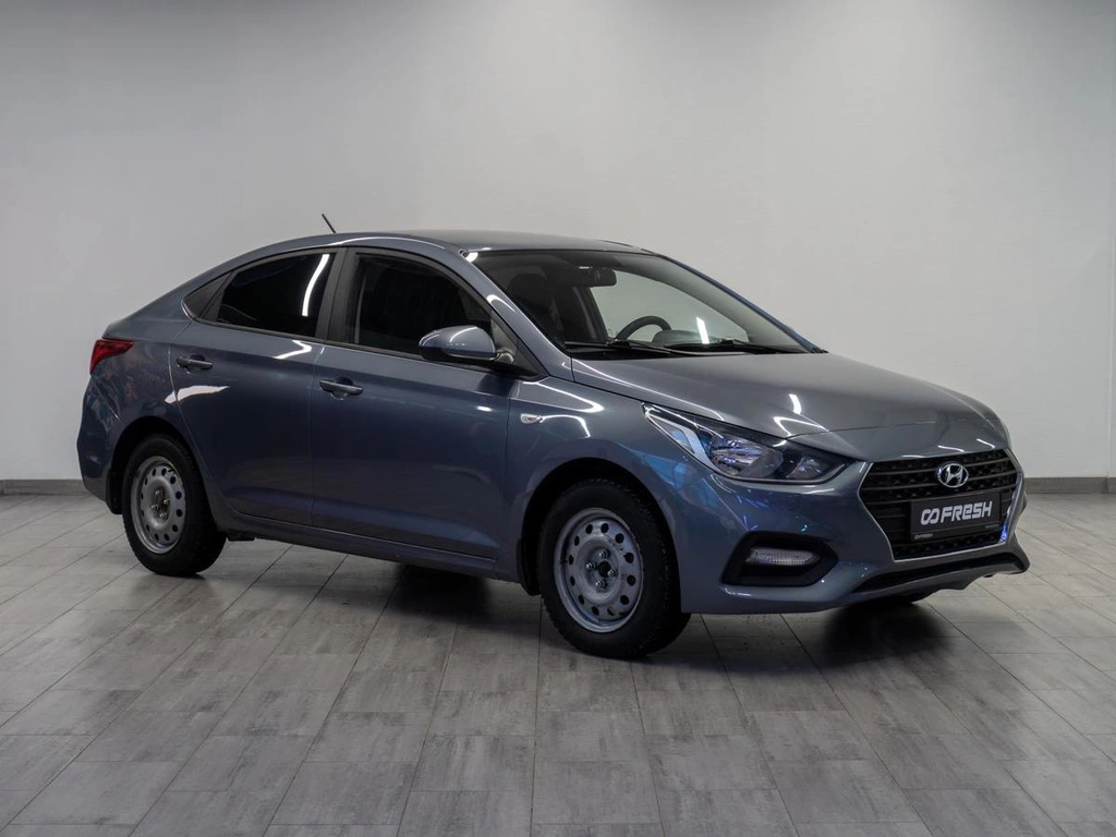 Седан Hyundai Solaris 2019 года, 999000 рублей, Саратов