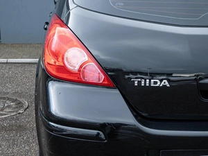 Хетчбэк Nissan Tiida 2011 года, 830000 рублей, Краснодар