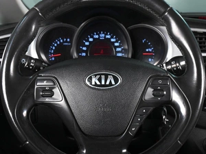 Хетчбэк Kia Ceed 2013 года, 1049000 рублей, Ростов-на-Дону