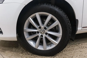 Седан Volkswagen Passat 2012 года, 1419000 рублей, Новокузнецк