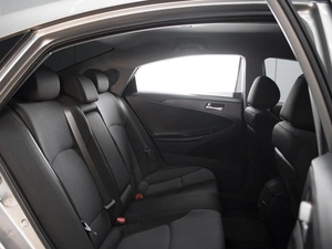 Седан Hyundai Sonata 2012 года, 1078000 рублей, Омск