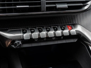 Внедорожник Peugeot 5008 2019 года, 1680000 рублей, Краснодар