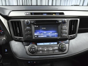 Внедорожник Toyota RAV4 2015 года, 2288000 рублей, Ставрополь