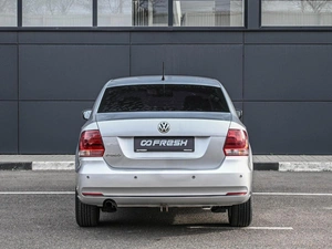 Седан Volkswagen Polo 2016 года, 919000 рублей, Кирилловка