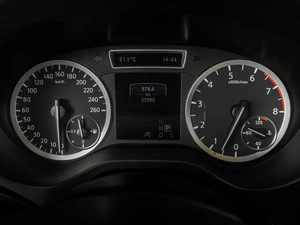 Хетчбэк Infiniti Q30 2017 года, 3200000 рублей, Тюмень