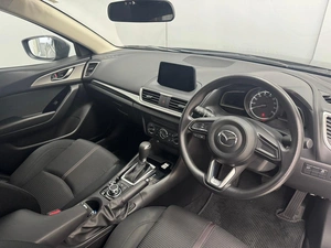Хетчбэк Mazda Axela 2016 года, 1167000 рублей, Красноярск