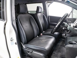 Минивэн Honda Freed 2010 года, 1199000 рублей, Тюмень