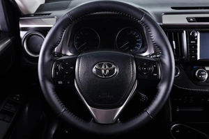 Внедорожник Toyota RAV4 2019 года, 2959000 рублей, Пермь