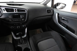 Хетчбэк Kia Rio 2012 года, 949000 рублей, Красноярск