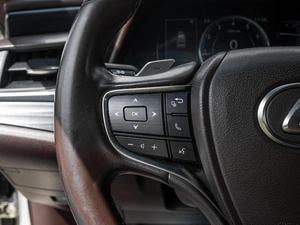 Седан Lexus ES 2018 года, 2770000 рублей, Ставрополь