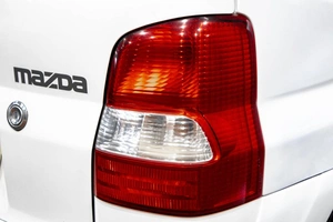 Хетчбэк Mazda Demio 2001 года, 249000 рублей, Барнаул