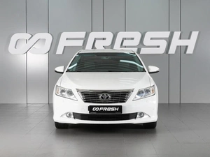 Седан Toyota Camry 2014 года, 1999000 рублей, Красный Пахарь
