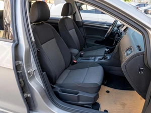 Хетчбэк Volkswagen Golf 2013 года, 879000 рублей, Саратов