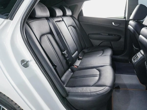 Седан Kia Optima 2019 года, 2550000 рублей, Сургут