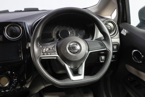 Хетчбэк Nissan Note 2017 года, 1349000 рублей, Новосибирск