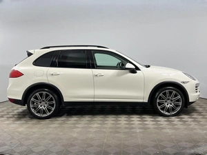 Внедорожник Porsche Cayenne 2010 года, 2389900 рублей, Казань