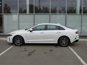 Седан Kia K5 2021 года, 2600000 рублей, Брянск