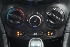 Седан Hyundai Solaris 2016 года, 1169000 рублей, Омск