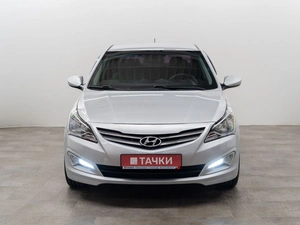 Седан Hyundai Solaris 2014 года, 1050000 рублей, Красноярск