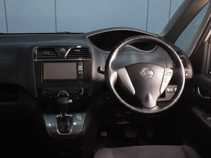 Минивэн Nissan Serena 2010 года, 1090000 рублей, Омск