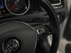 Хетчбэк Volkswagen Golf 2014 года, 1250000 рублей, Красноярск