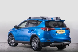 Внедорожник Toyota RAV4 2017 года, 2779000 рублей, Томск